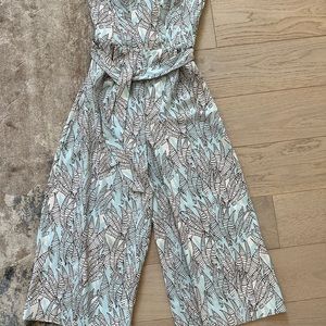 H&M Wide Leg Pant Jumpsuit New with Tags size 6 blue with leaf pattern